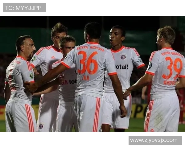 解放者杯激战罗萨里奥与天主大学谁能笑到最后